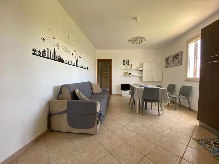 Villa Indipendente Le Coccinelle Beach Mare Piscina A 250 Mt Dal Mare Con Servizio Di Piscina A 400 Mt 12 K Da Cefalu กัมโปเฟลิเช ดิ โรชเชลลา ภายนอก รูปภาพ
