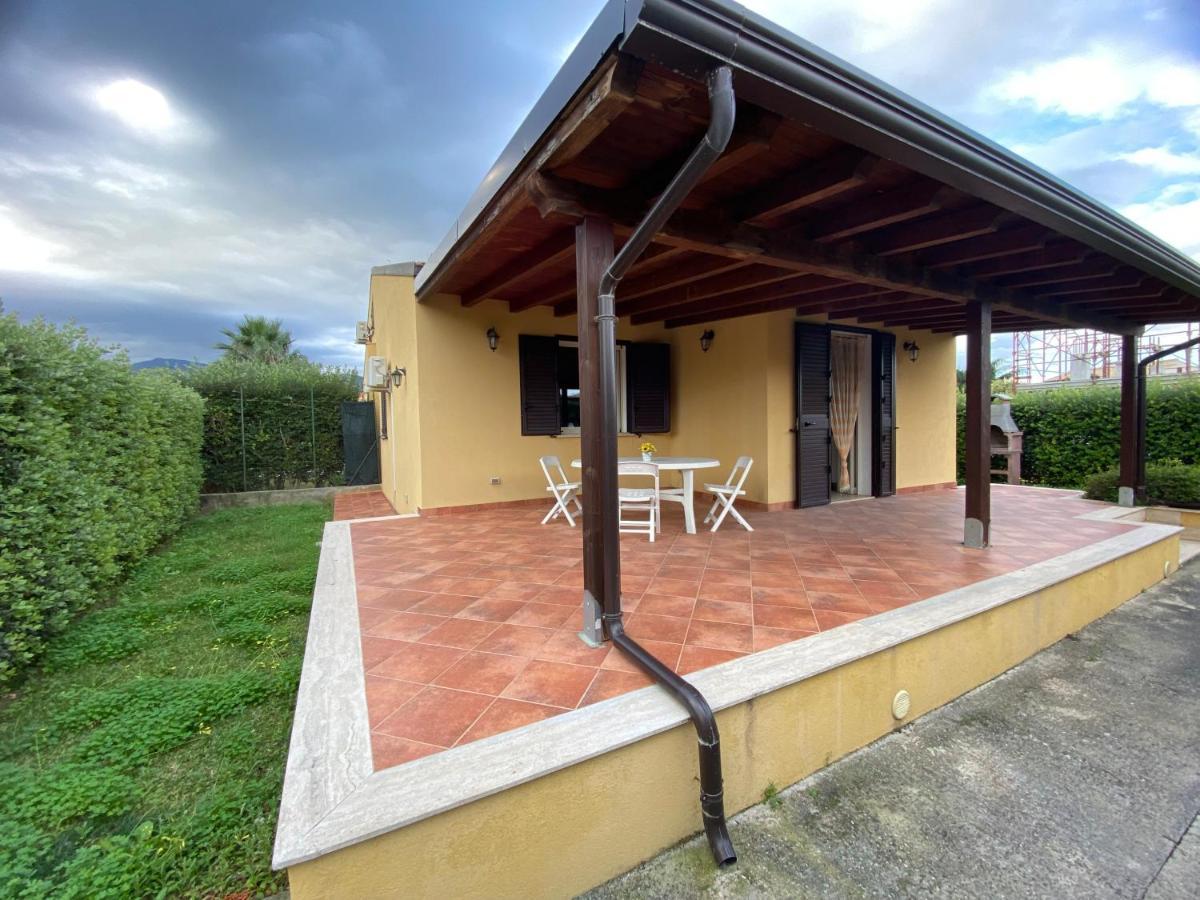 Villa Indipendente Le Coccinelle Beach Mare Piscina A 250 Mt Dal Mare Con Servizio Di Piscina A 400 Mt 12 K Da Cefalu กัมโปเฟลิเช ดิ โรชเชลลา ภายนอก รูปภาพ